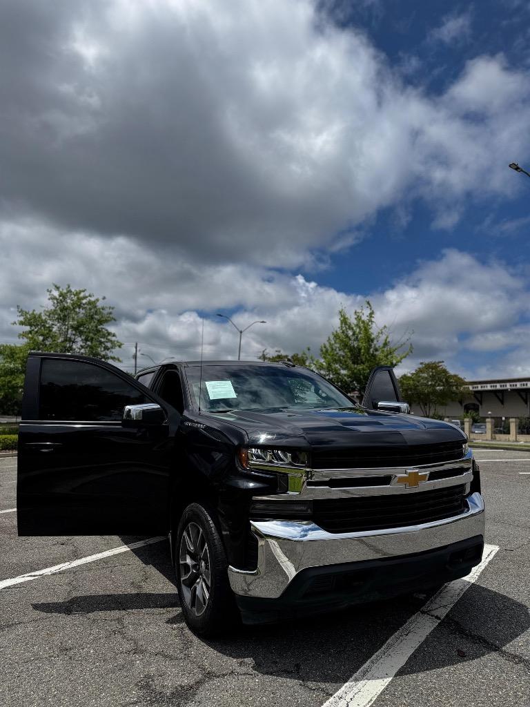 2020 Chevrolet Silverado - $17,999