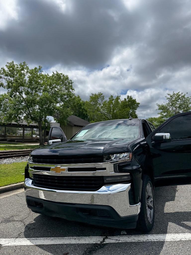 2020 Chevrolet Silverado - $17,999
