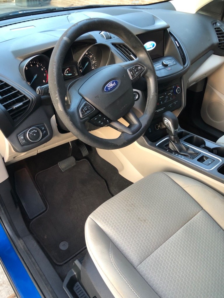 2019 Ford Escape - $12,500