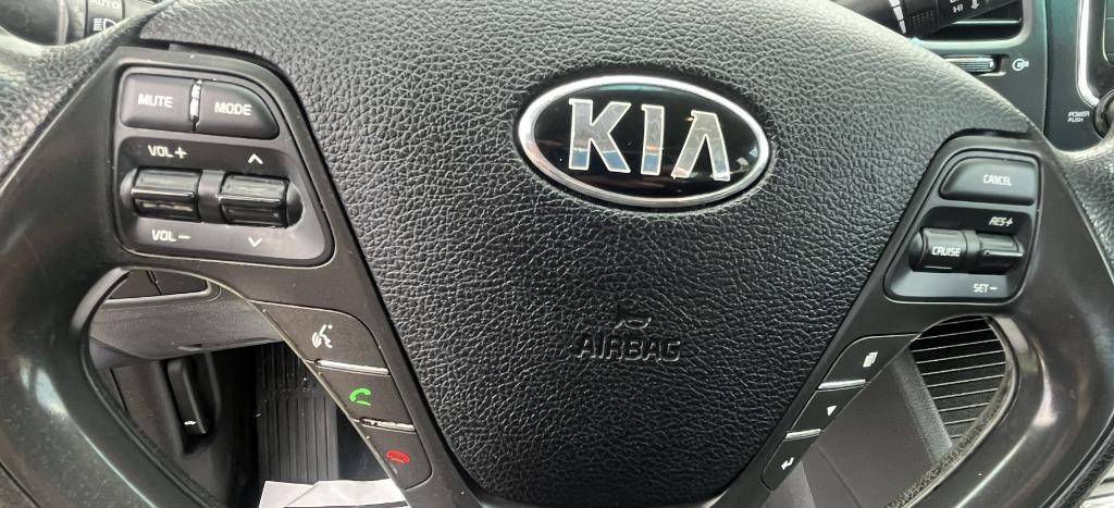 2017 Kia Forte - $9,995
