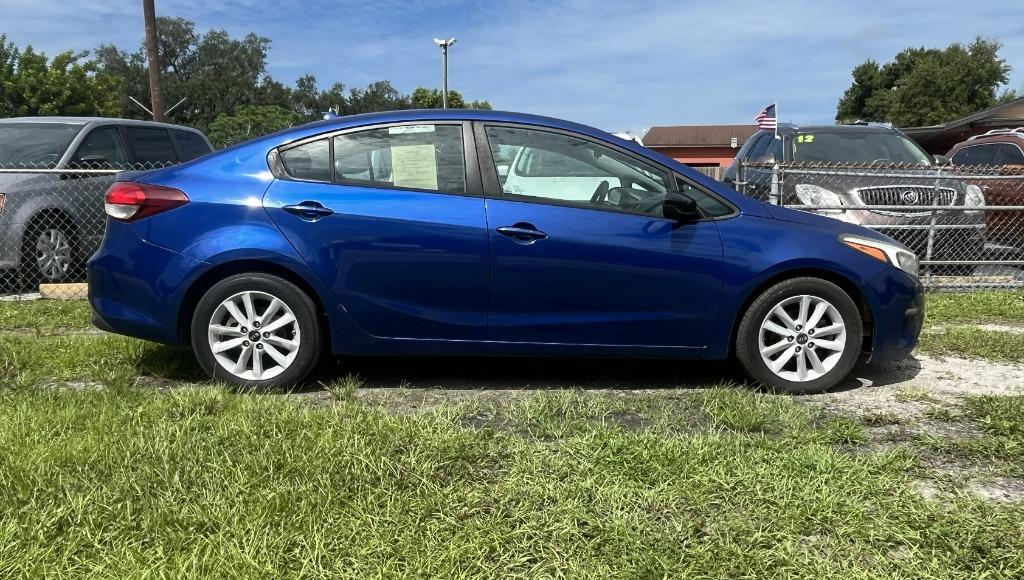 2017 Kia Forte - $9,995