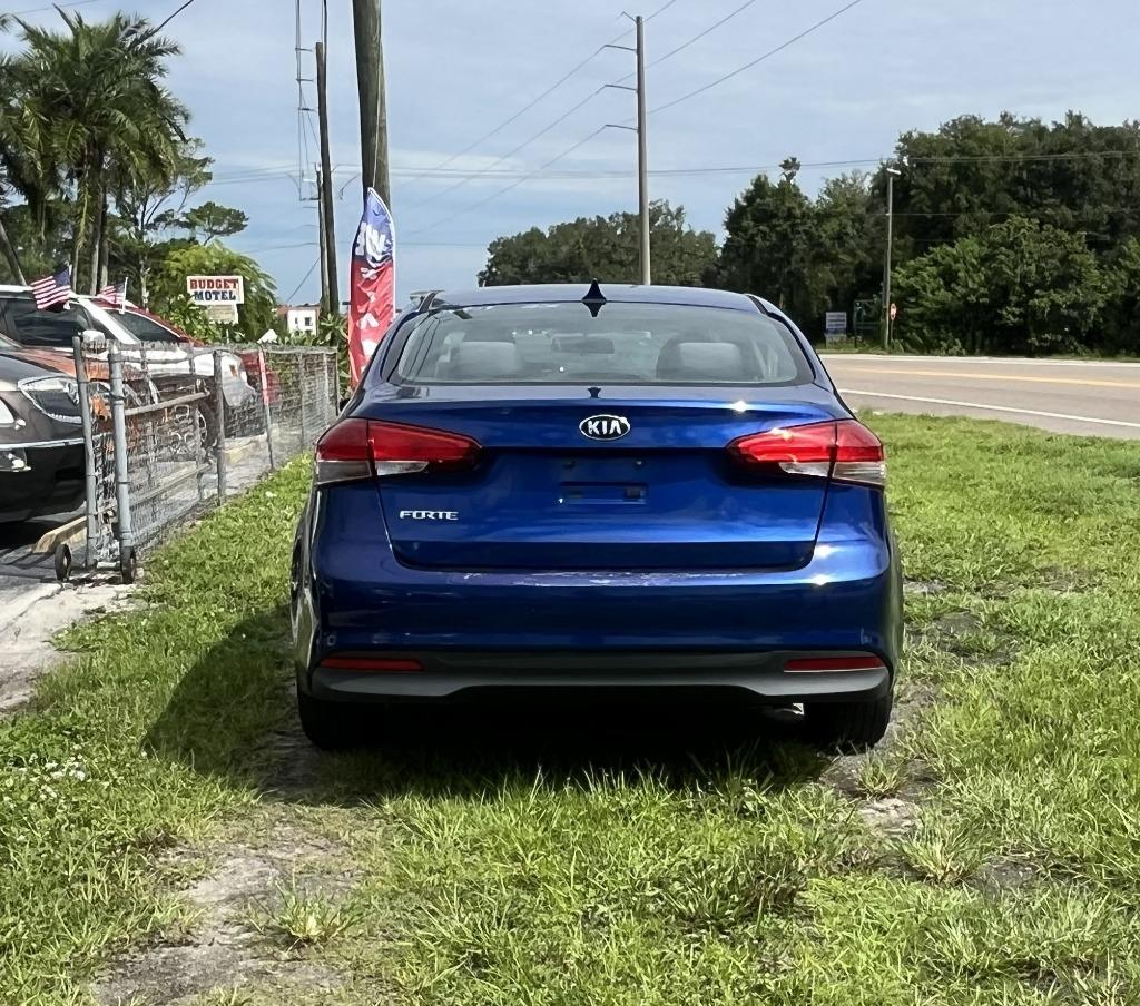 2017 Kia Forte - $9,995