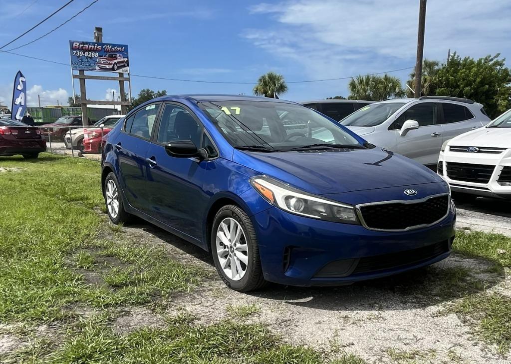 2017 Kia Forte - $9,995