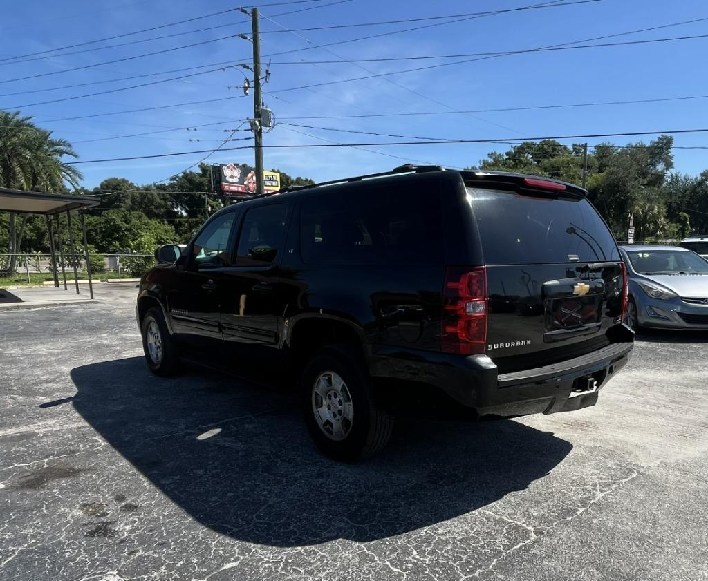 2012 Chevrolet Suburban - $9,995