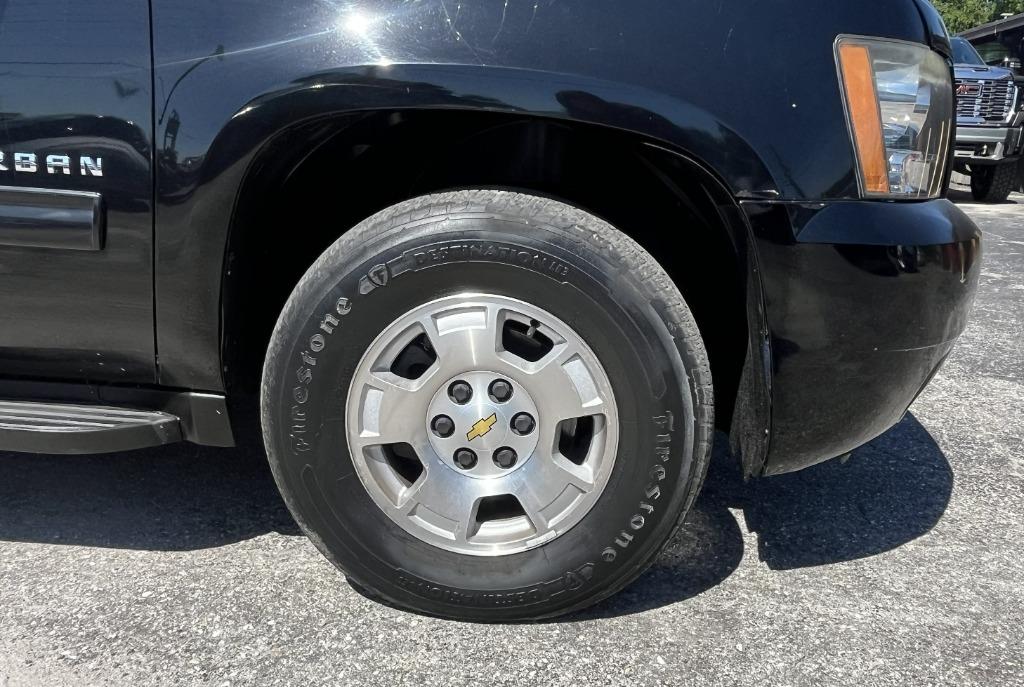 2012 Chevrolet Suburban - $9,995