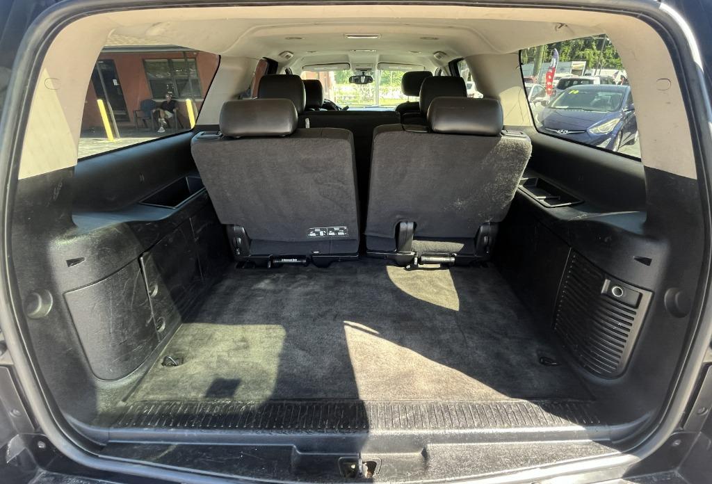 2012 Chevrolet Suburban - $9,995