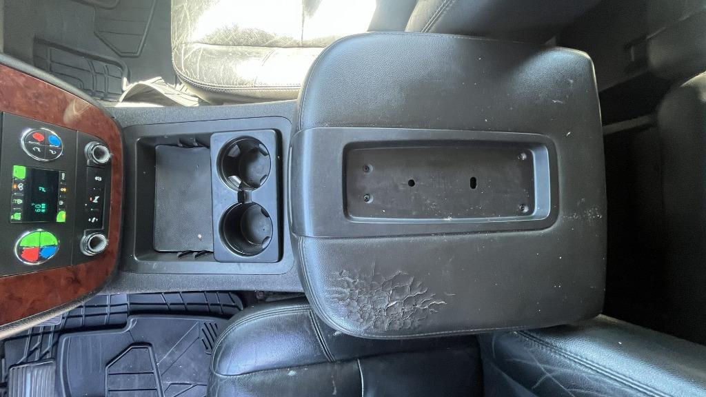 2012 Chevrolet Suburban - $9,995