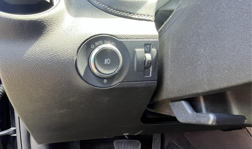 2015 Chevrolet Camaro - $10,995