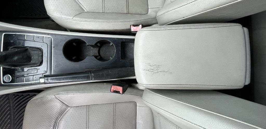 2015 Volkswagen Passat - $8,995