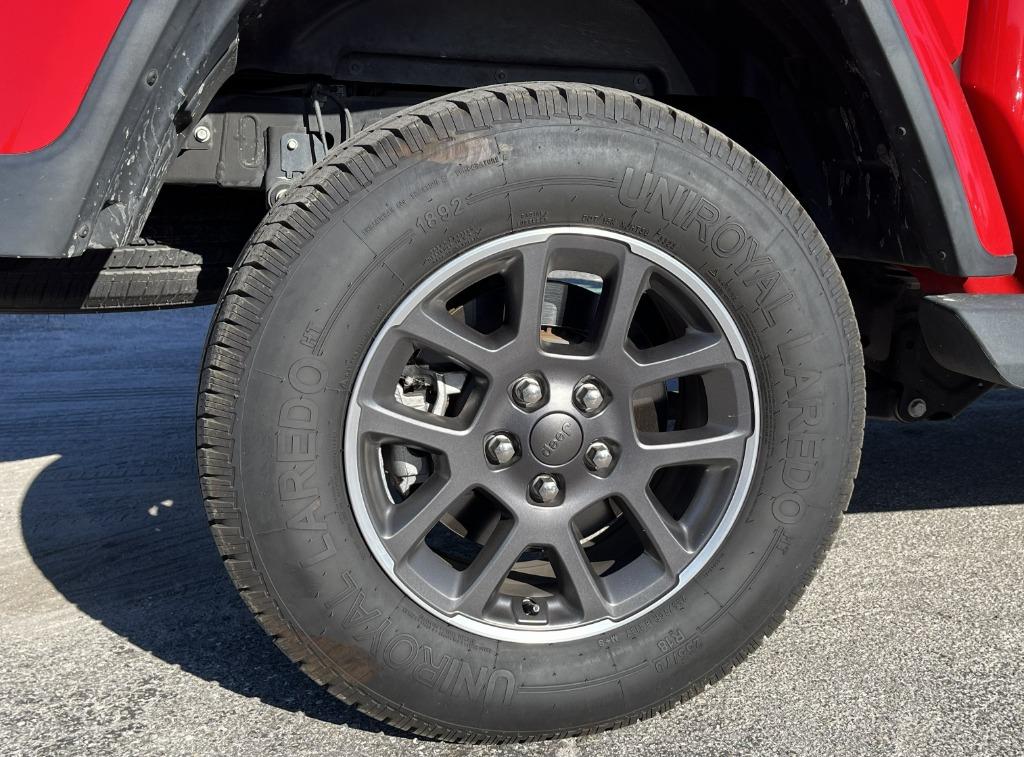 2020 Jeep Gladiator - $28,995
