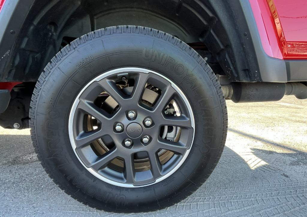 2020 Jeep Gladiator - $28,995