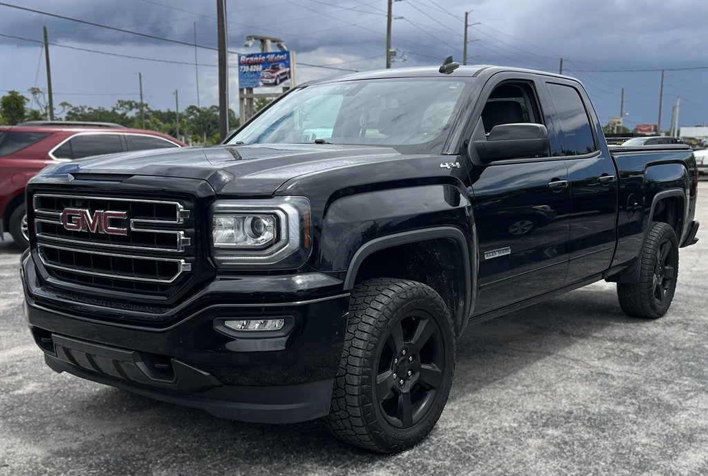 2017 GMC Sierra - $19,995