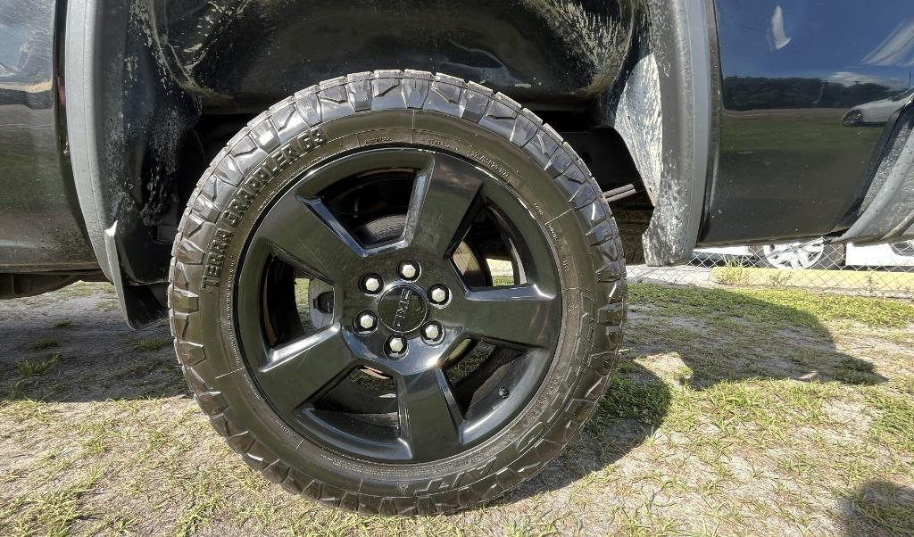 2017 GMC Sierra - $19,995