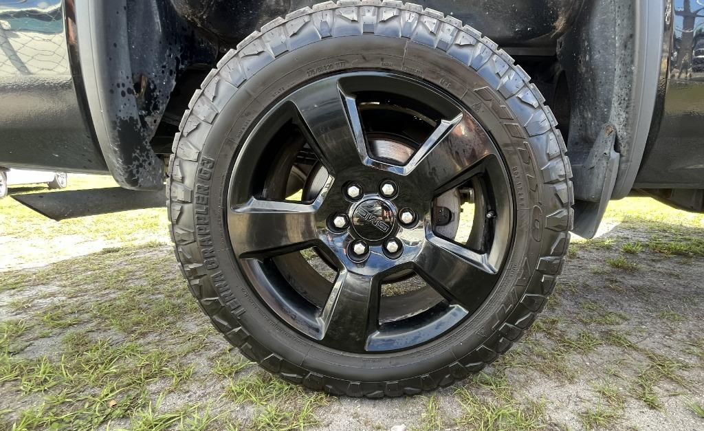 2017 GMC Sierra - $19,995