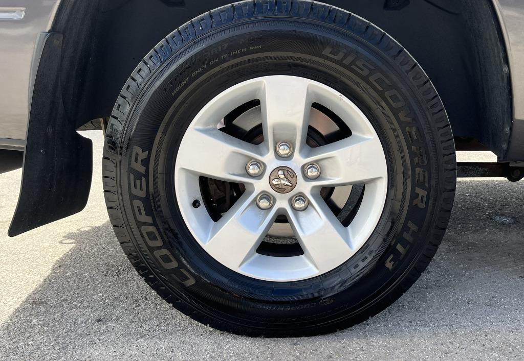 2018 Ram 1500 - $10,995