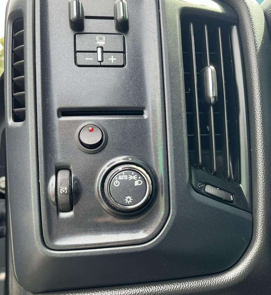 2019 Chevrolet Silverado Ld - $13,995