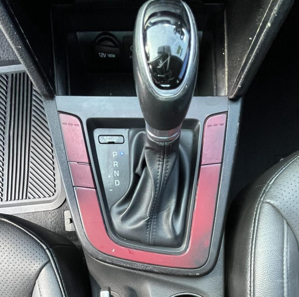 2018 Hyundai Elantra - $9,995