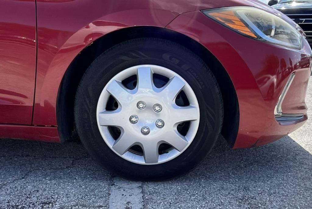 2018 Hyundai Elantra - $9,995