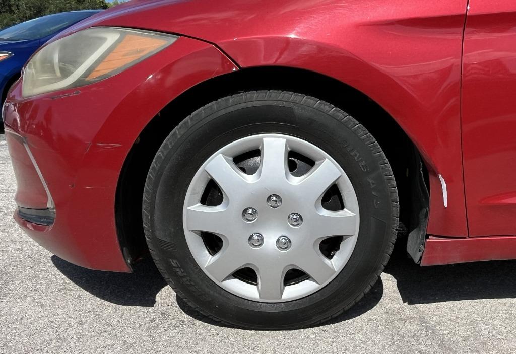 2018 Hyundai Elantra - $9,995