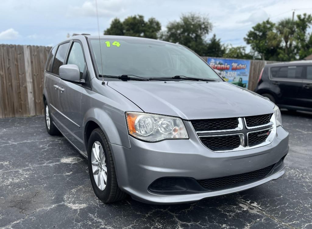 2014 Dodge Grand Caravan - $7,995