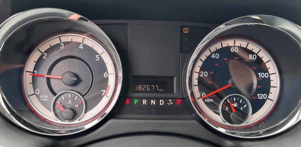 2014 Dodge Grand Caravan - $7,995
