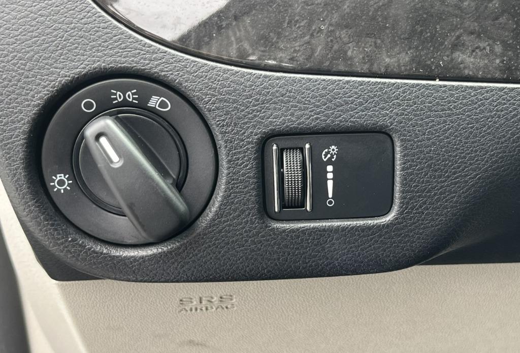 2014 Dodge Grand Caravan - $7,995