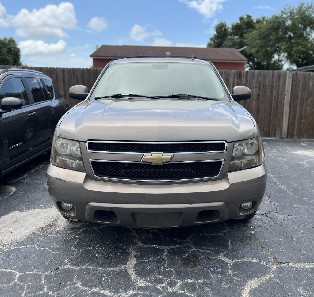 2007 Chevrolet Suburban - $8,995