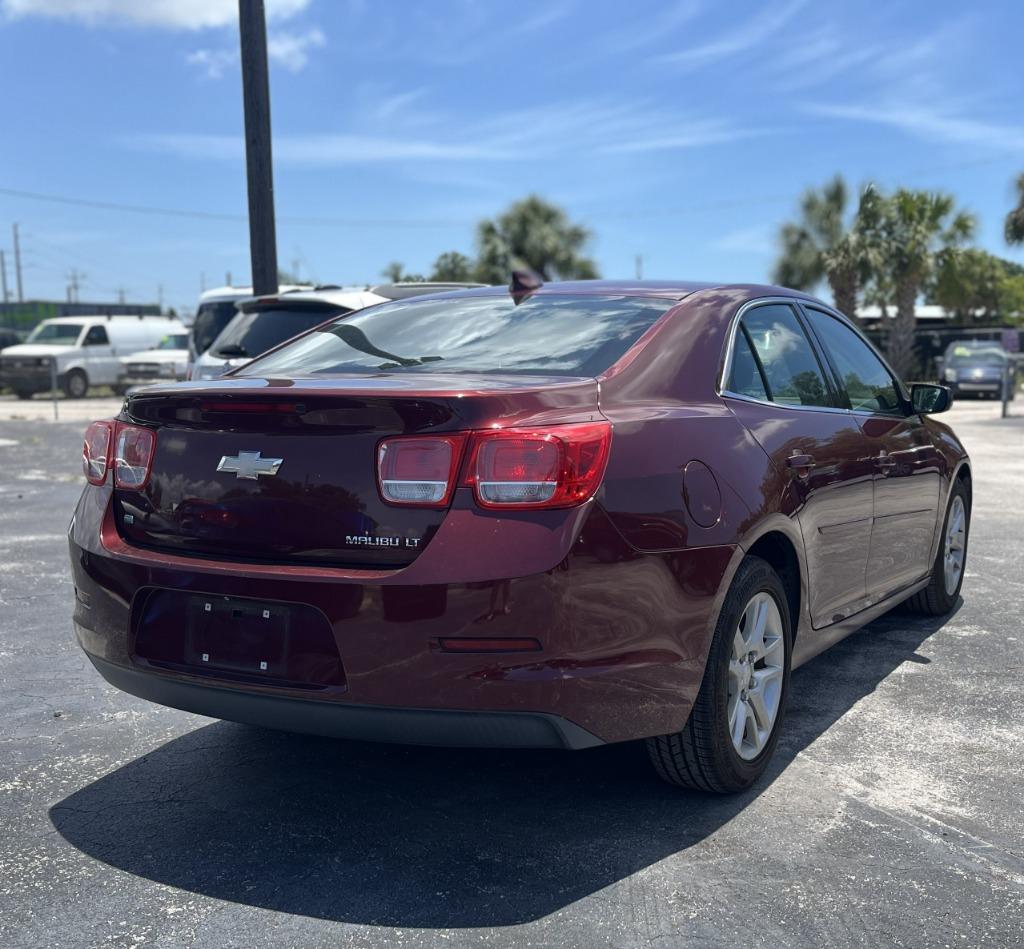 2015 Chevrolet Malibu - $10,995