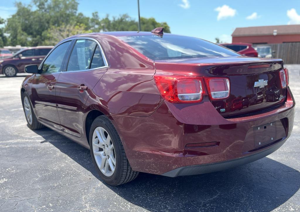 2015 Chevrolet Malibu - $10,995
