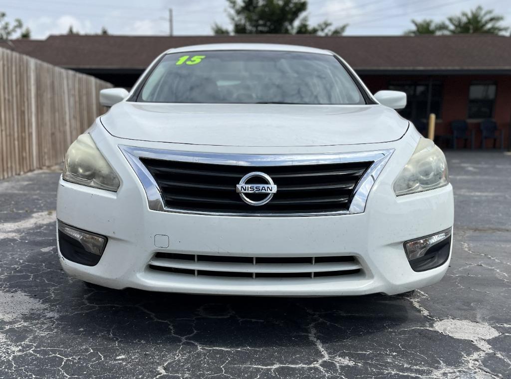 2015 Nissan Altima - $10,995