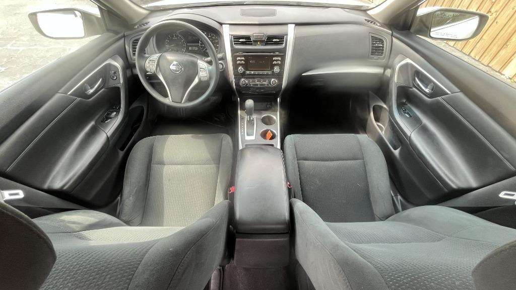 2015 Nissan Altima - $10,995