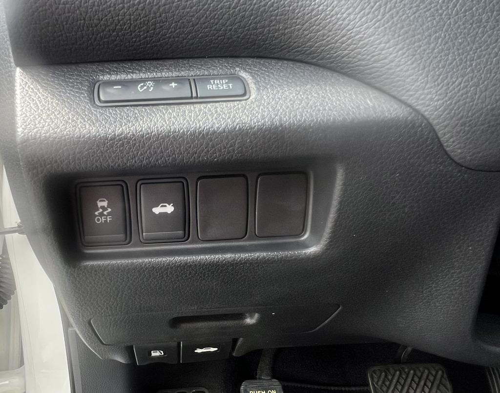 2015 Nissan Altima - $10,995