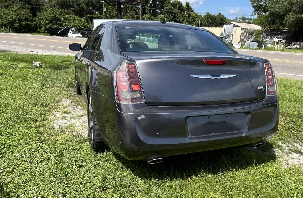 2014 Chrysler 300 - $10,995