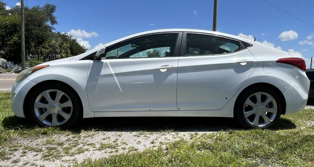 2013 Hyundai Elantra - $8,995