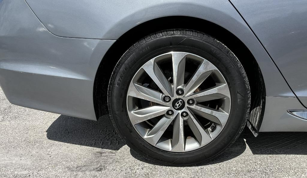 2017 Hyundai Sonata - $9,995
