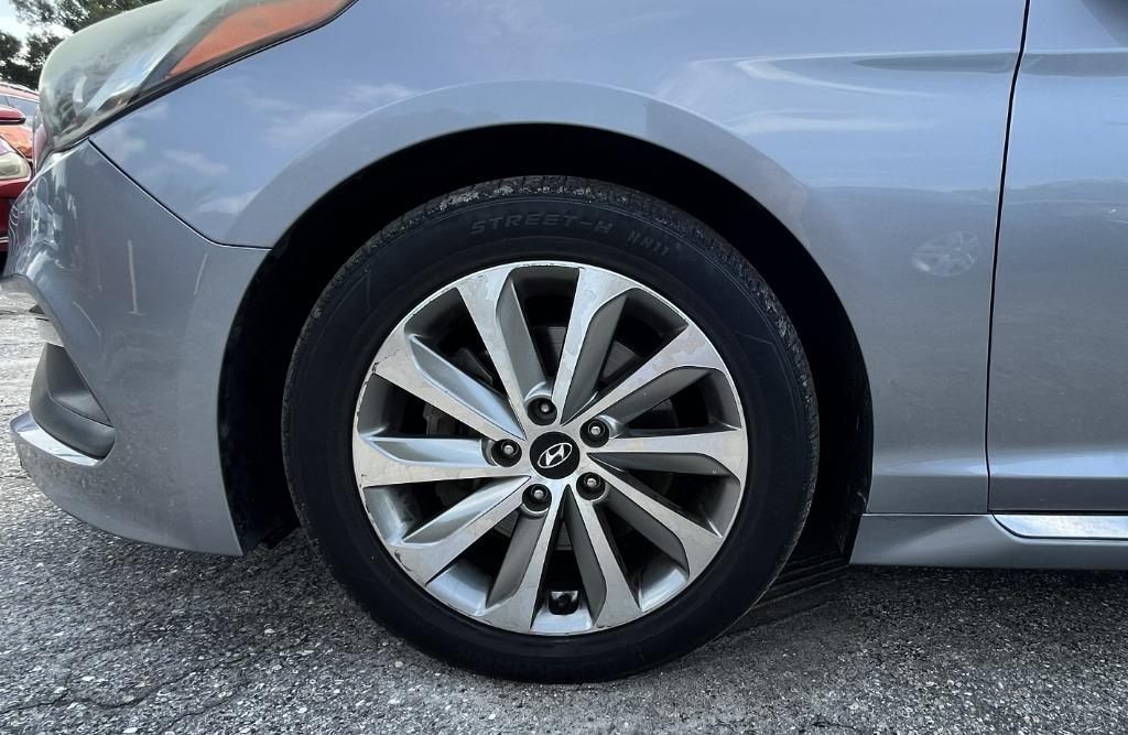 2017 Hyundai Sonata - $9,995