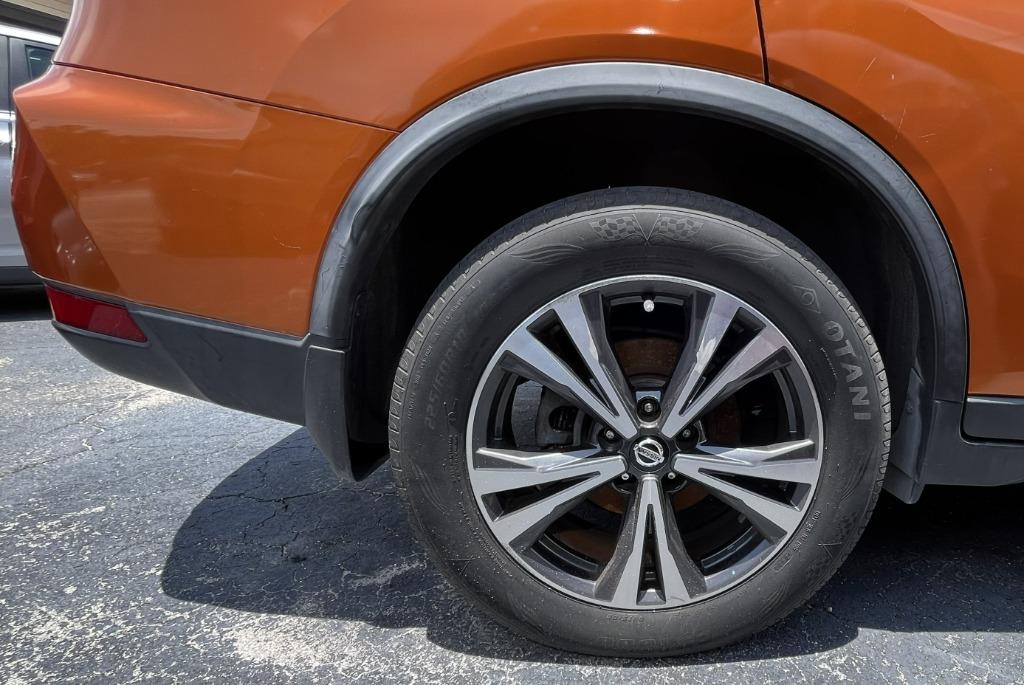 2019 Nissan Rogue - $9,995