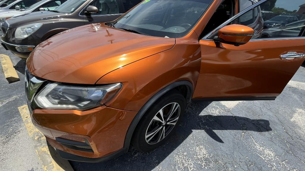 2019 Nissan Rogue - $9,995