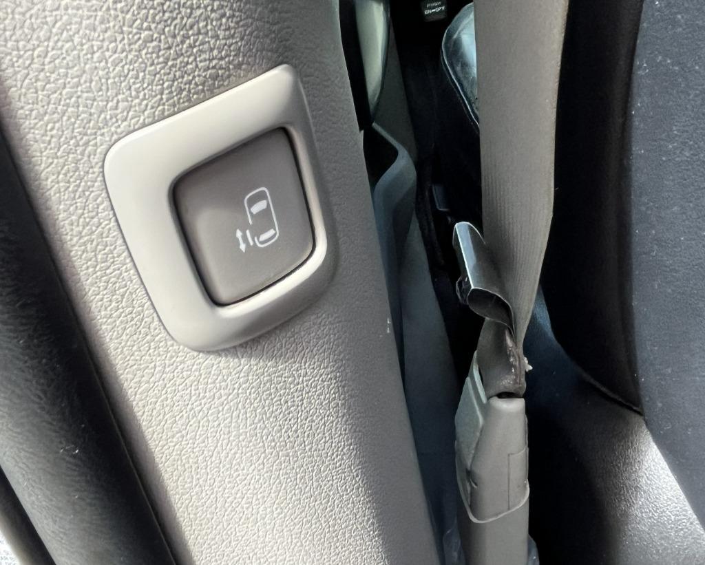 2019 Kia Sedona - $10,995