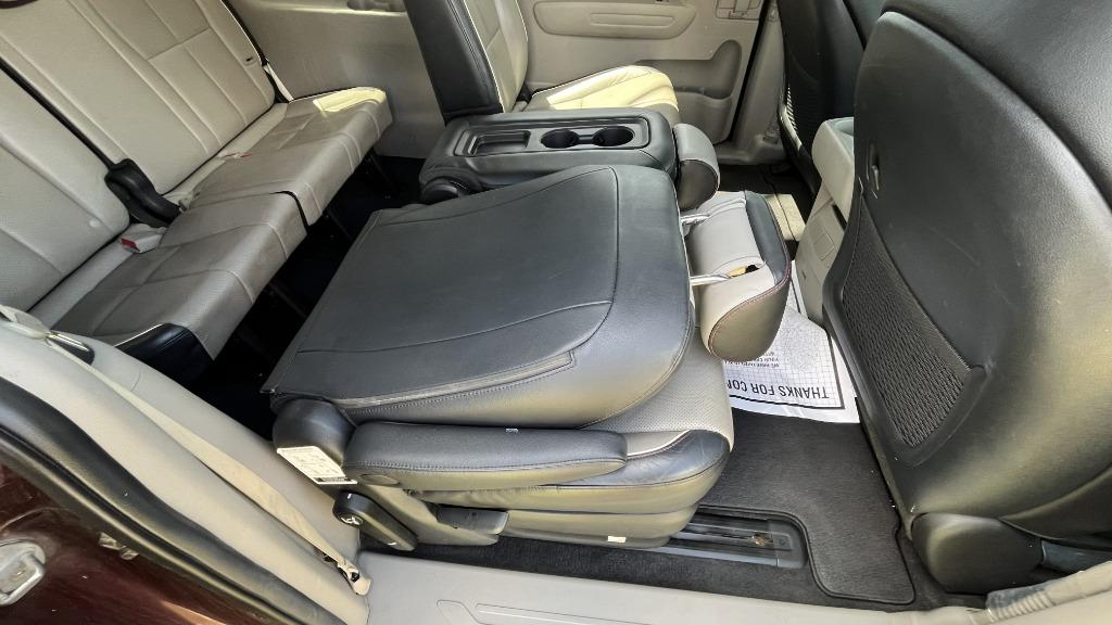 2019 Kia Sedona - $10,995