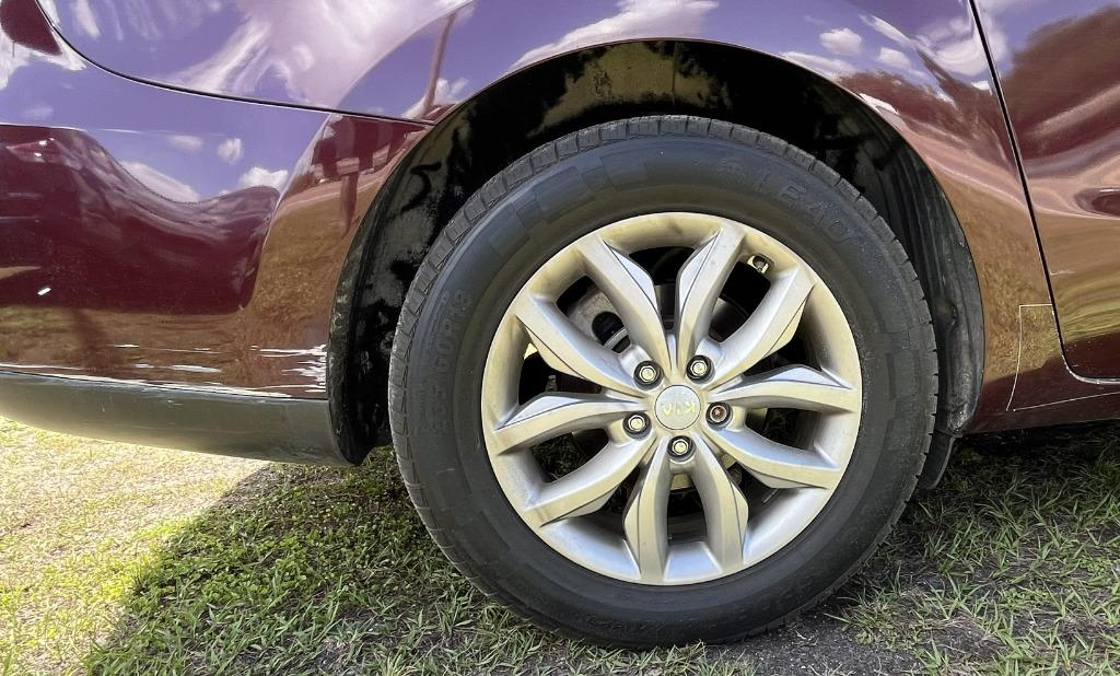 2019 Kia Sedona - $10,995