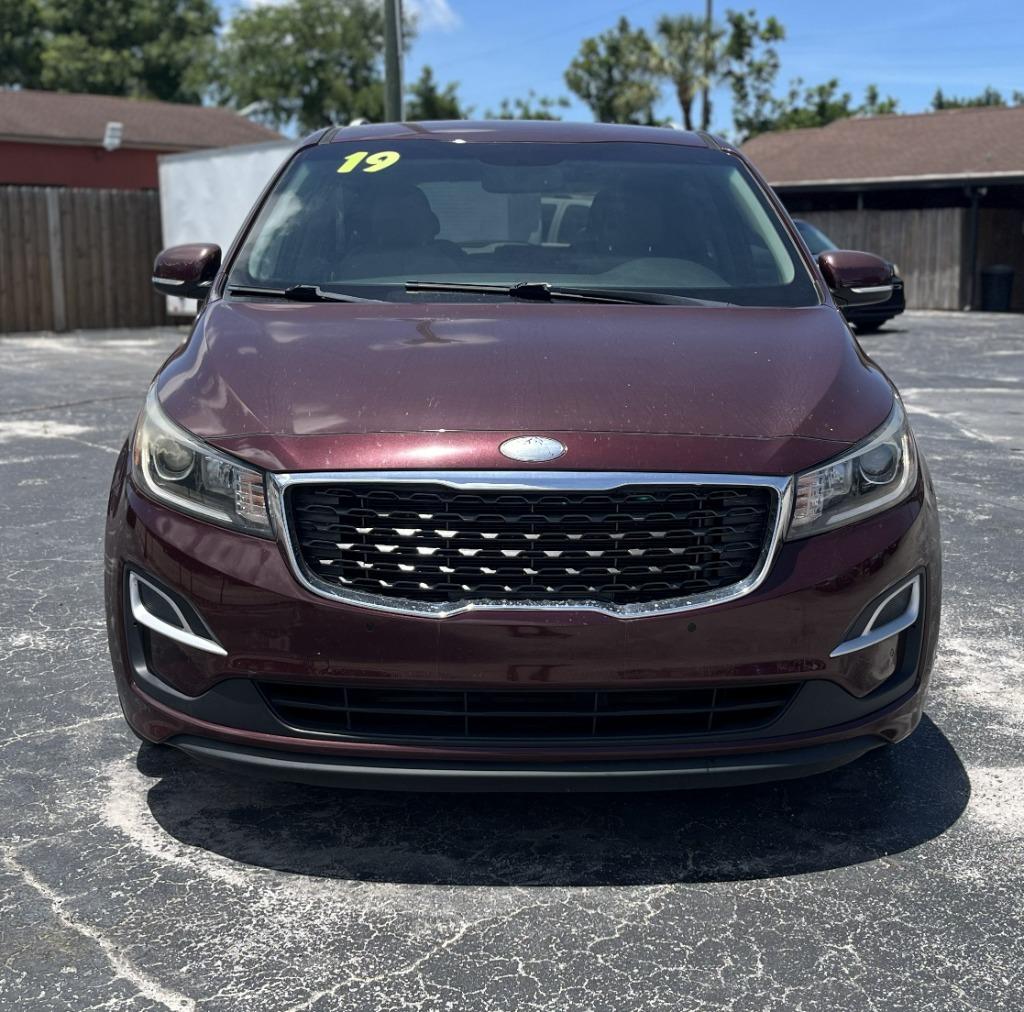 2019 Kia Sedona - $10,995