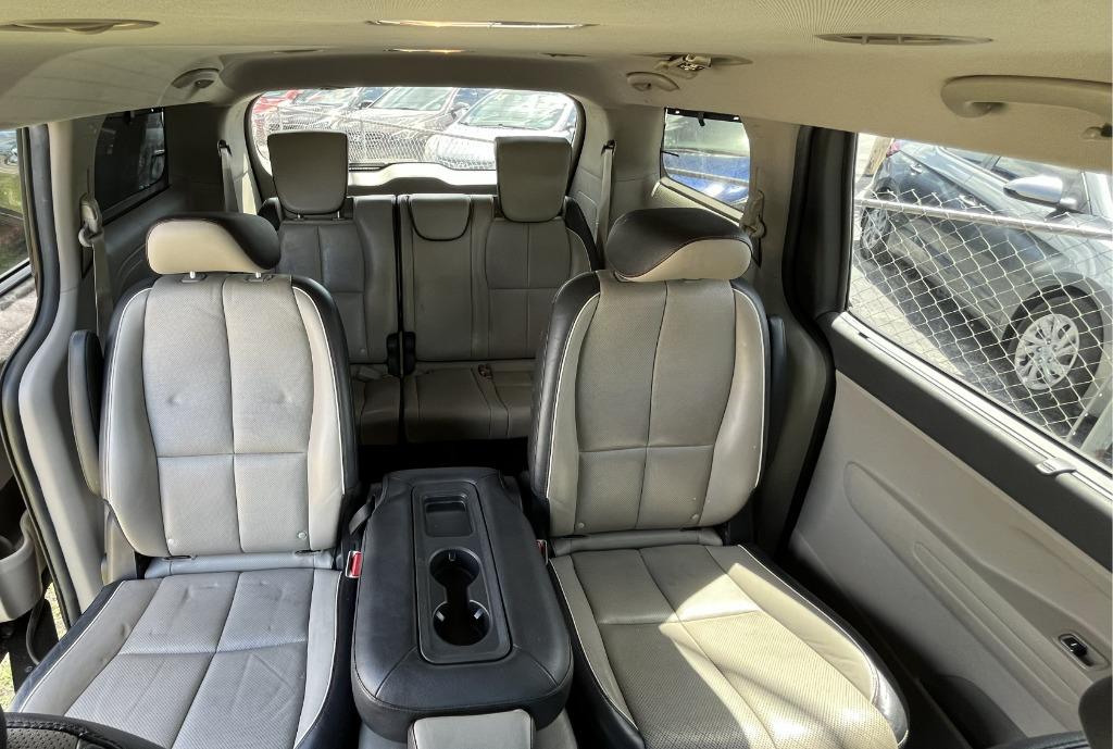 2019 Kia Sedona - $10,995