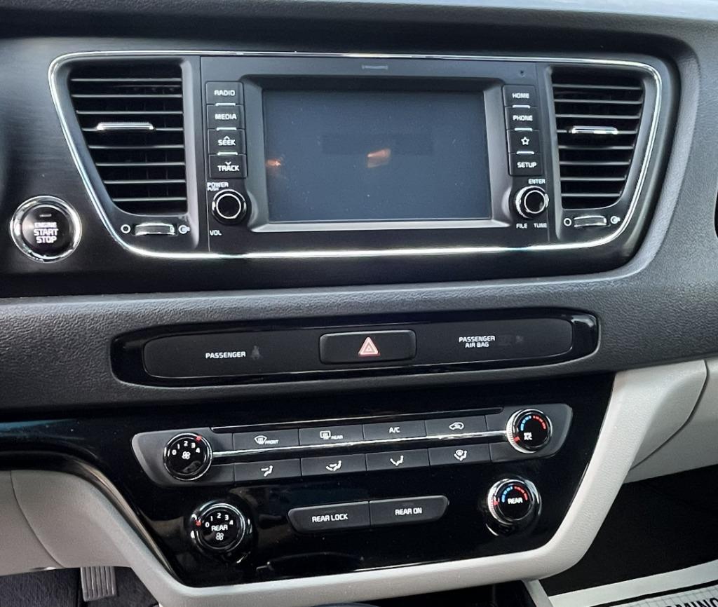 2019 Kia Sedona - $10,995