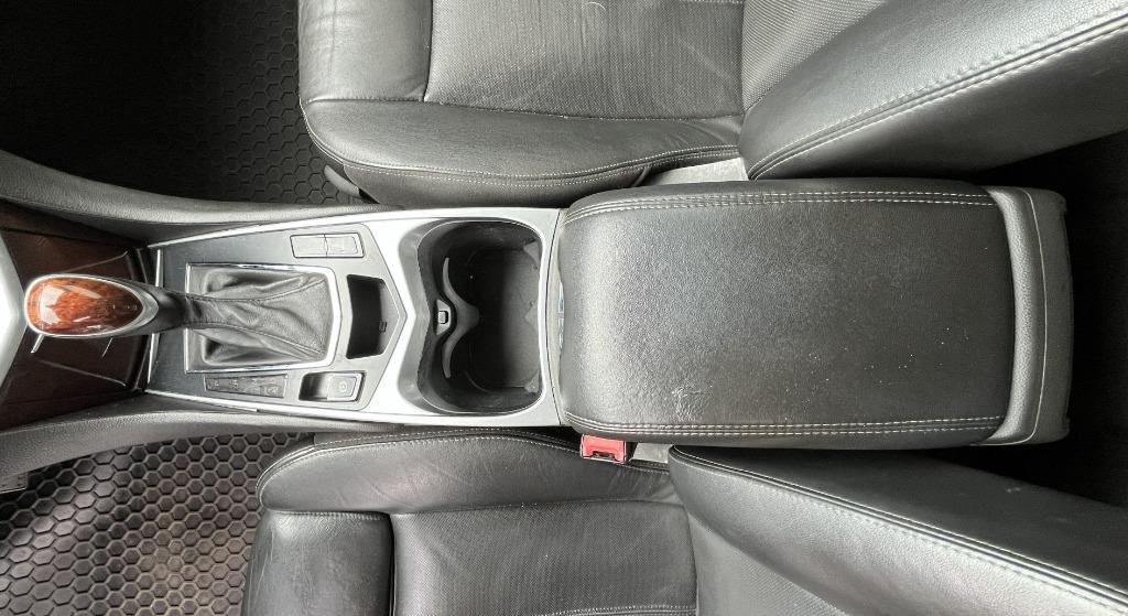 2013 Cadillac SRX - $9,995