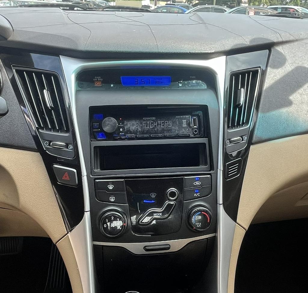 2013 Hyundai Sonata - $2,000