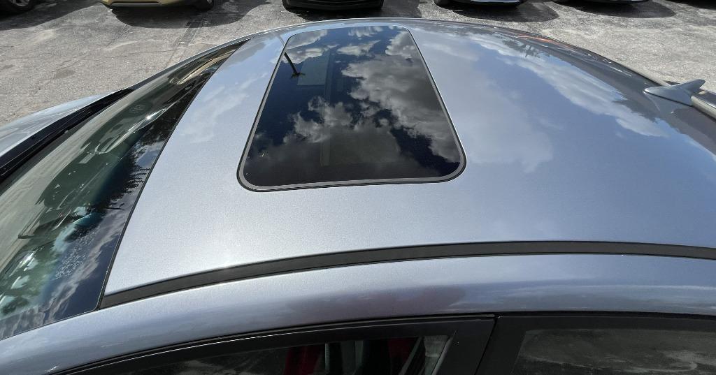 2015 Hyundai Elantra - $10,995