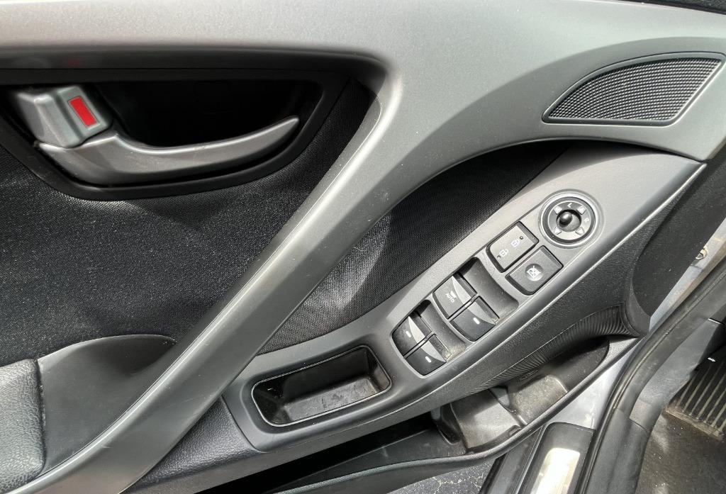 2015 Hyundai Elantra - $10,995