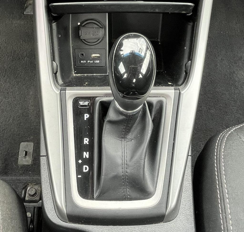2015 Hyundai Elantra - $10,995