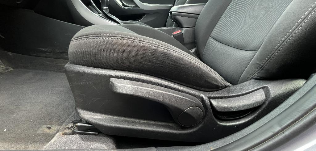 2015 Hyundai Elantra - $10,995